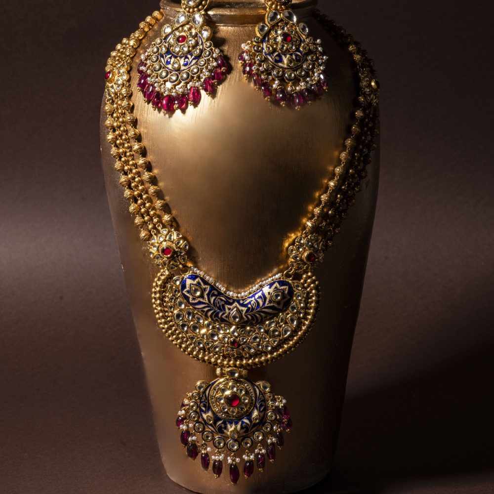 Antique Necklace Set - Image 10